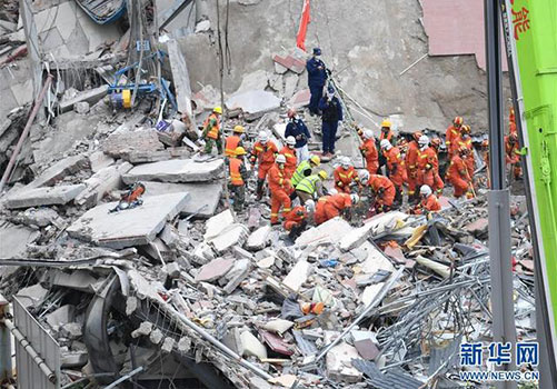 临沭福建泉州一酒店坍塌事故已致10人死亡